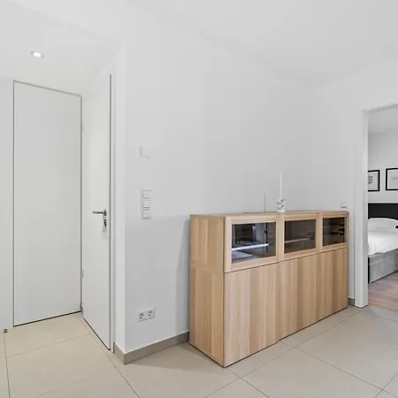 Appartement Modern 1-br With Balcony In Cessange Luxemburg