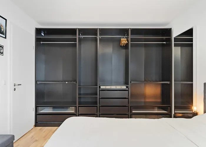 Apartament Modern 1-br With Balcony In Cessange *