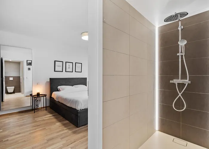 Apartament Modern 1-br With Balcony In Cessange Luksemburg