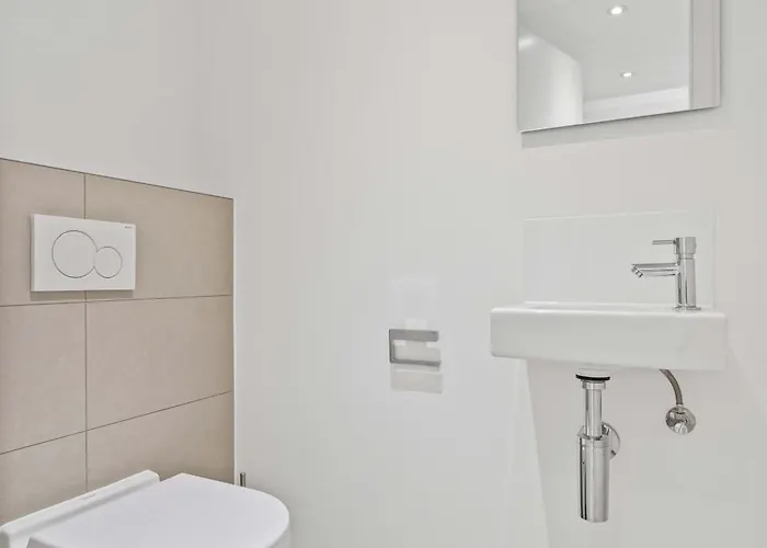 Modern 1-br With Balcony In Cessange 룩셈부르크